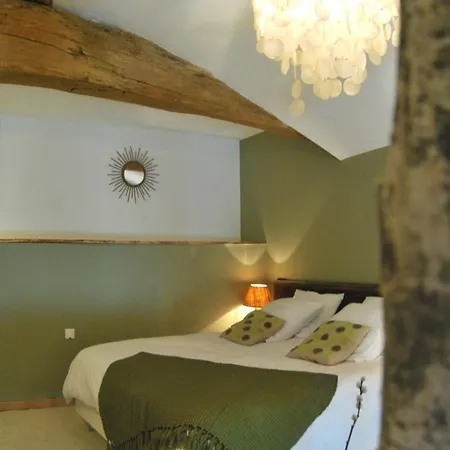 Bed & Breakfast Maison Du Figuier 3*