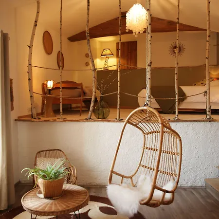 Maison Du Figuier Bed & Breakfast 3*