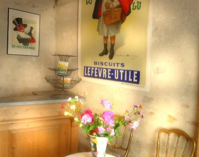 Maison Du Figuier Couette-café Lancié