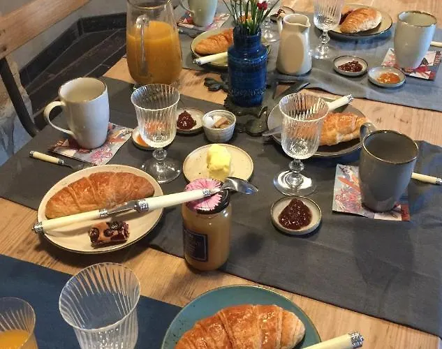 Maison Du Figuier Couette-café 3*