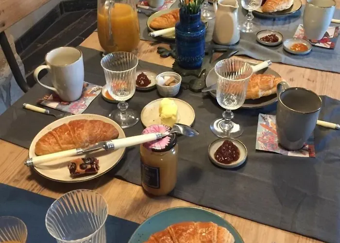 Couette-café Maison Du Figuier Lancié