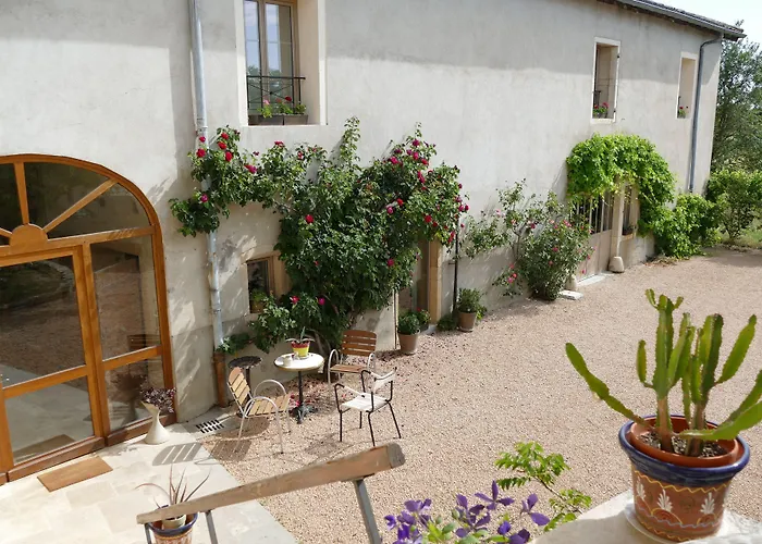 Maison Du Figuier 3* Lancié